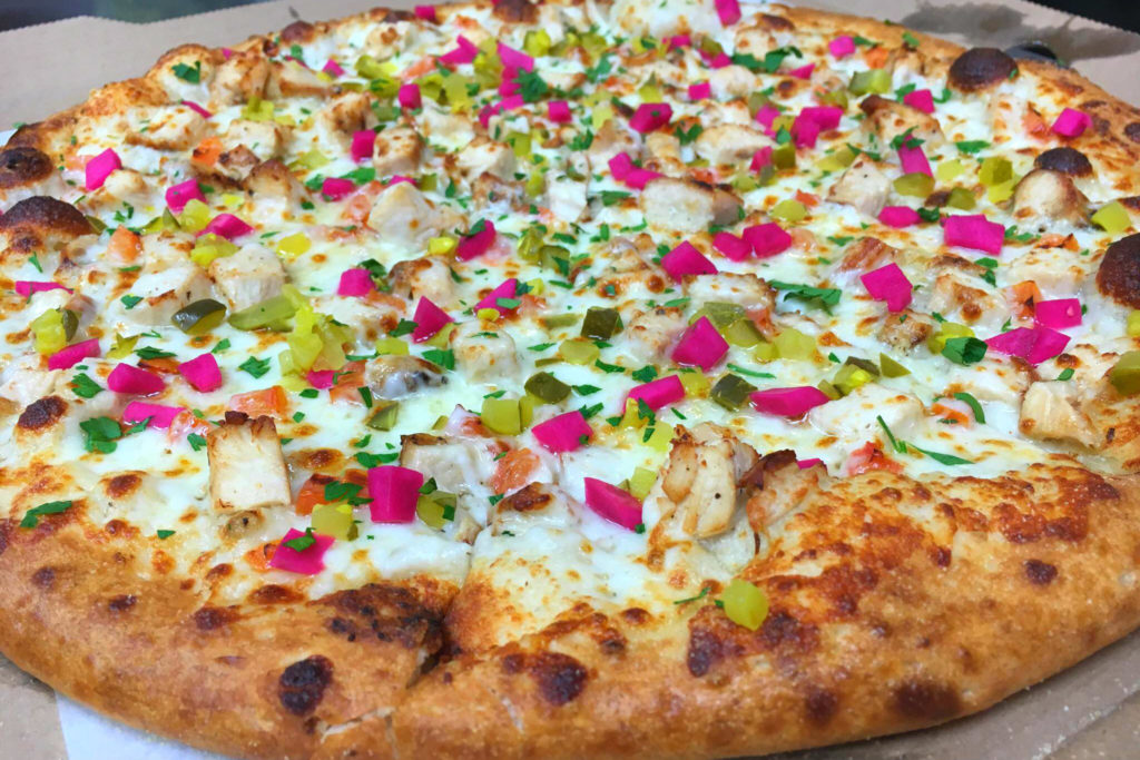 A pizza shop in California is known for its Lebanese garlic chicken pizza. (Facebook/Big Al's Pizzeria)