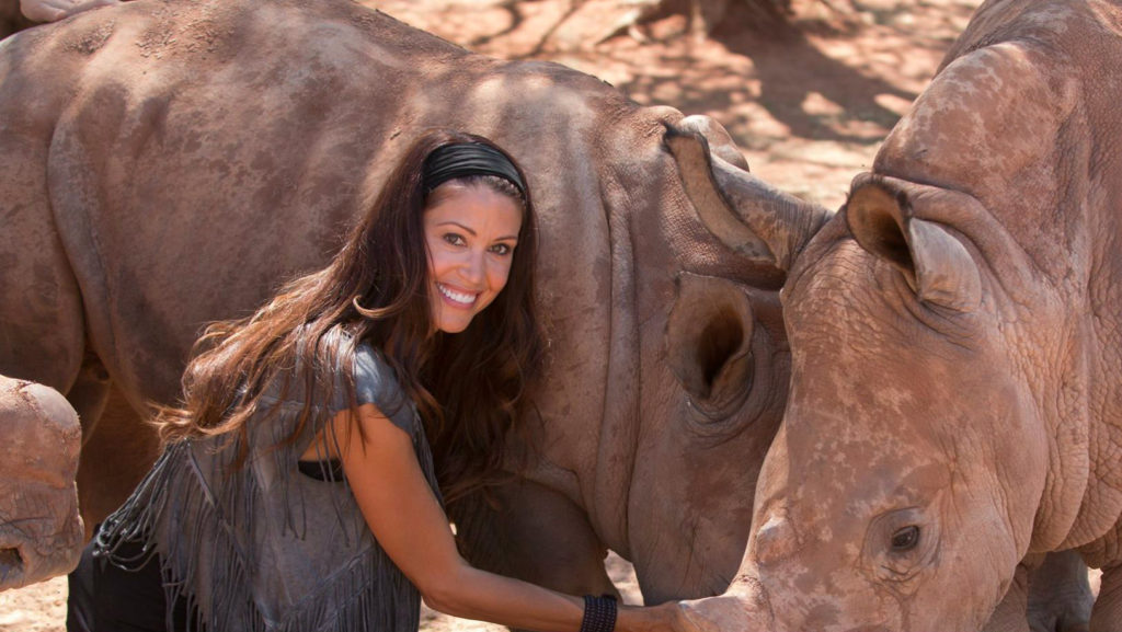 Shannon Elizabeth with Rhinos