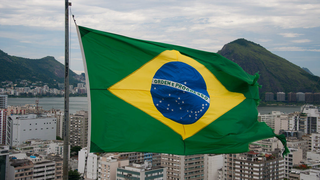brazil lebanese flag